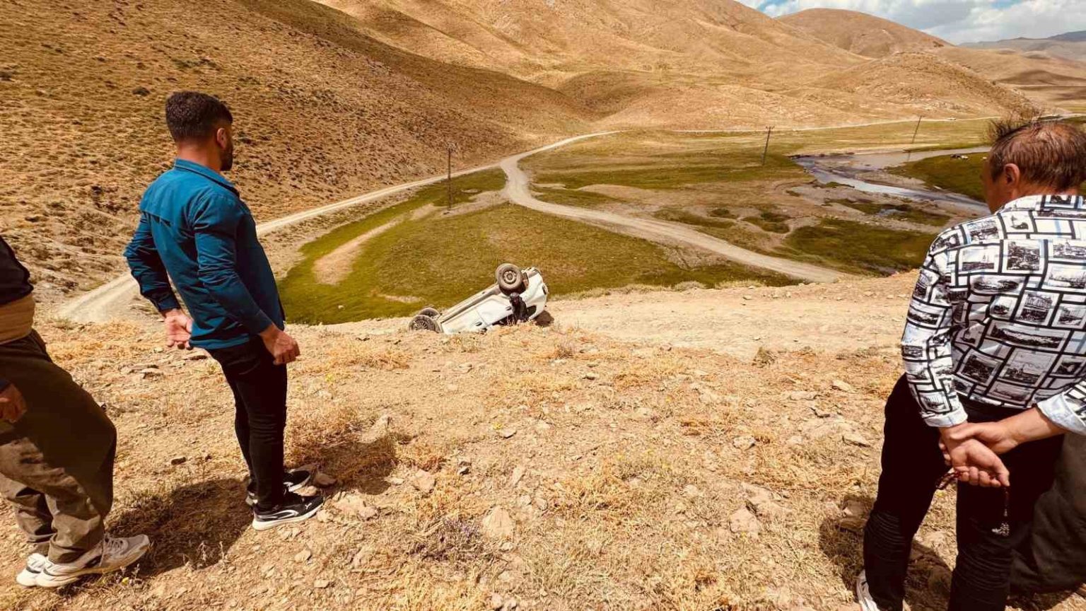 sirnakta-trafik-kazasi-ayni-aileden-3-kisi-yaralandi