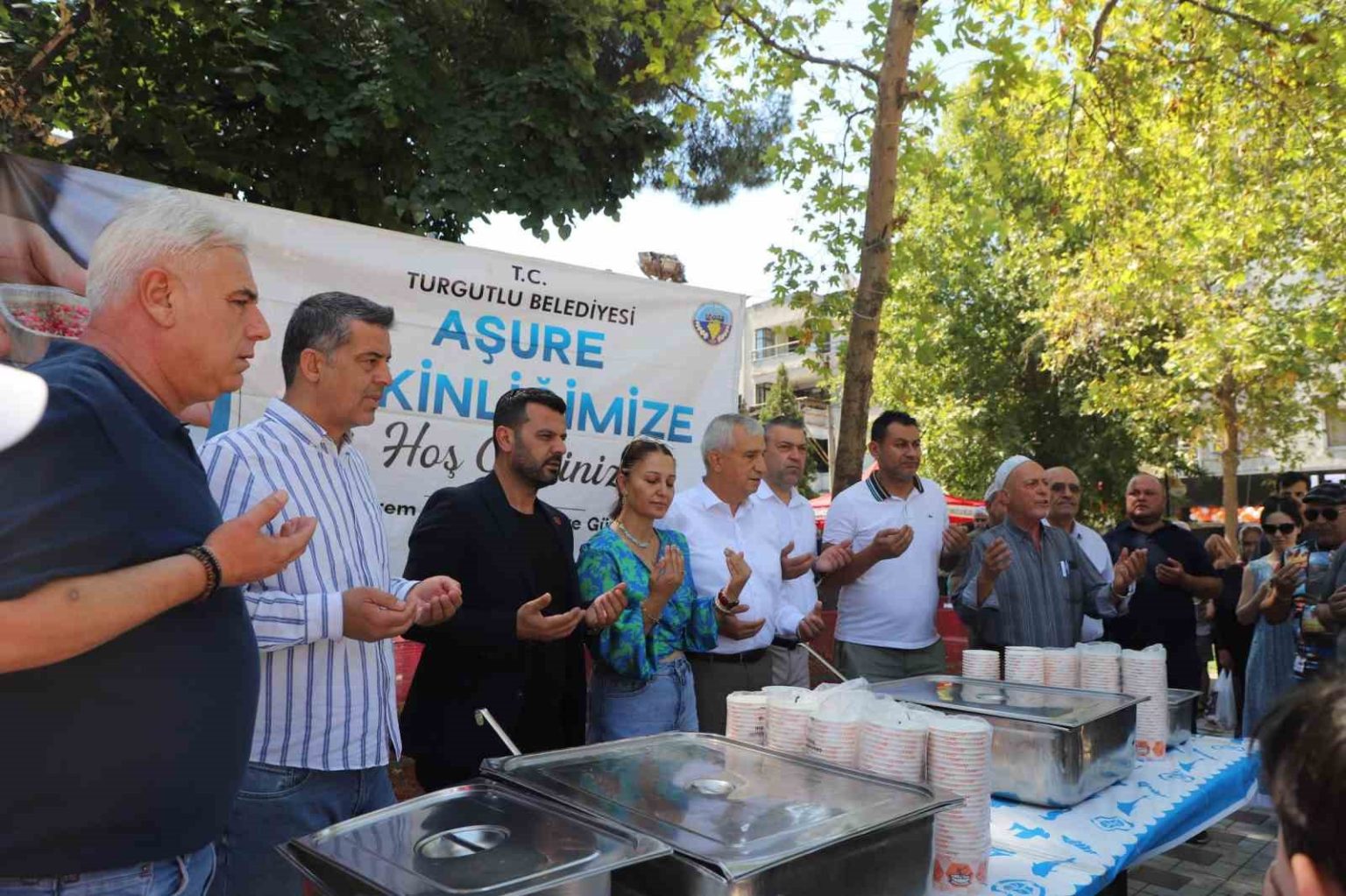 turgutlu-belediyesinden-asure-hayri