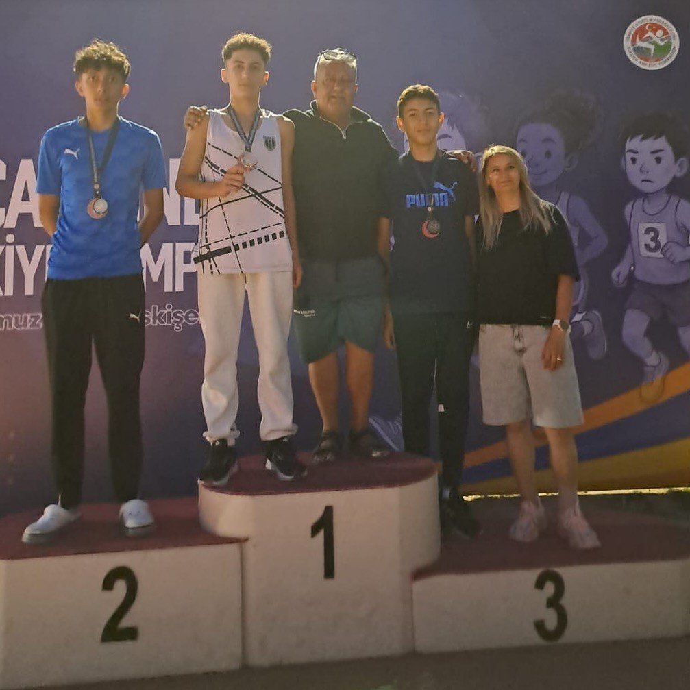 afyonkarahisarli-genc-sporculardan-turkiye-sampiyonasinda-gurur-veren-basari