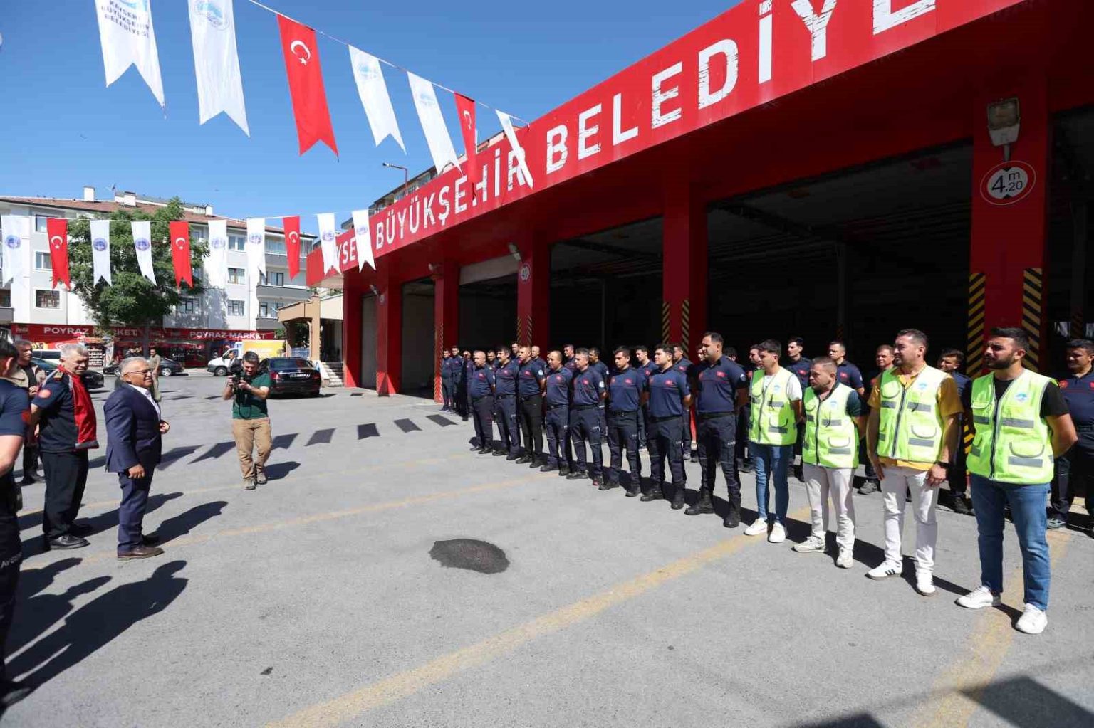 baskan-buyukkilictan-itfaiye-personeline-iyi-ki-varsiniz