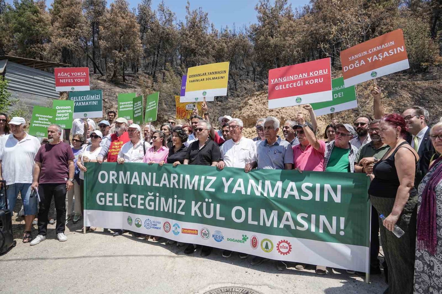 bursa-kent-konseyi-ve-stklar-yunuseli-havaalani-yangin-sondurme-hava-ussu-olsun