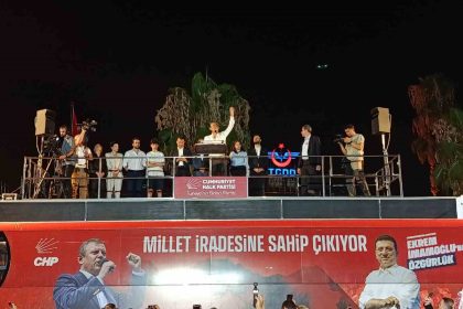 chp-genel-baskani-ozel-mecliste-kanun-teklifimiz-var-yargilamalari-trtden-yayinlayin