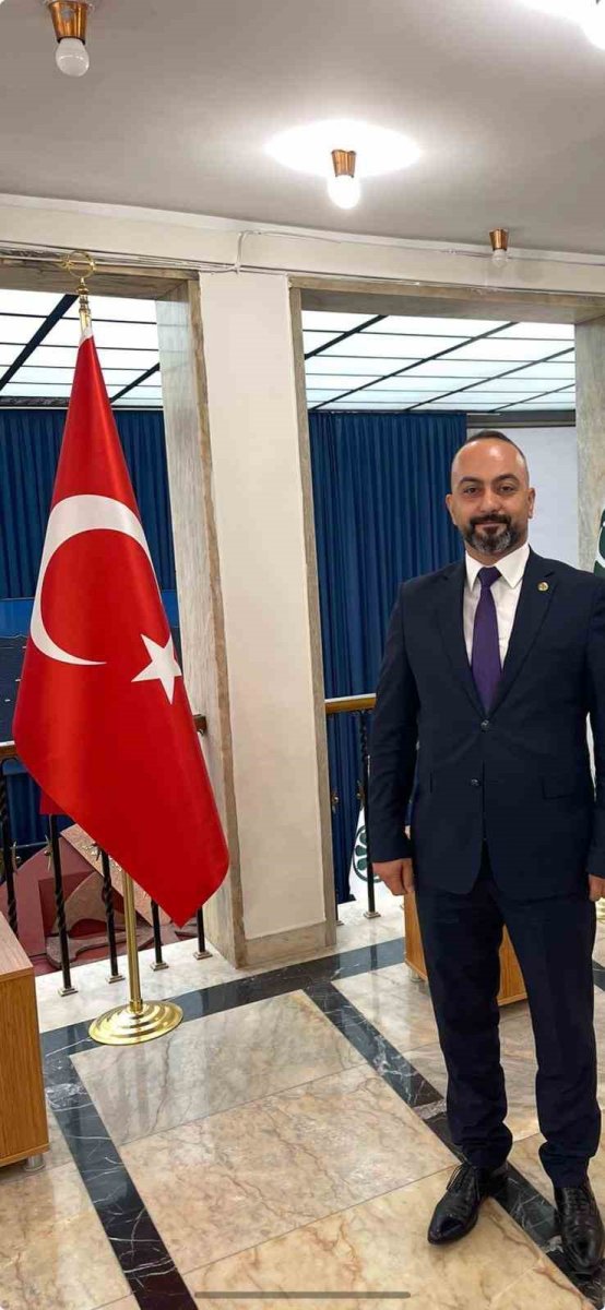 dondurma-iki-kenti-karsi-karsiya-getirdi