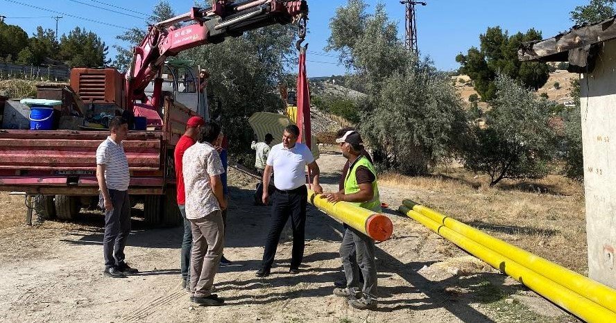 gediz-hacibaba-mahallesinde-dogalgaz-calismalari-basladi