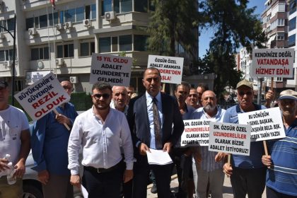 izmirde-kentsel-donusum-magdurlari-isyan-etti-15-yillik-bekleyis-yeter