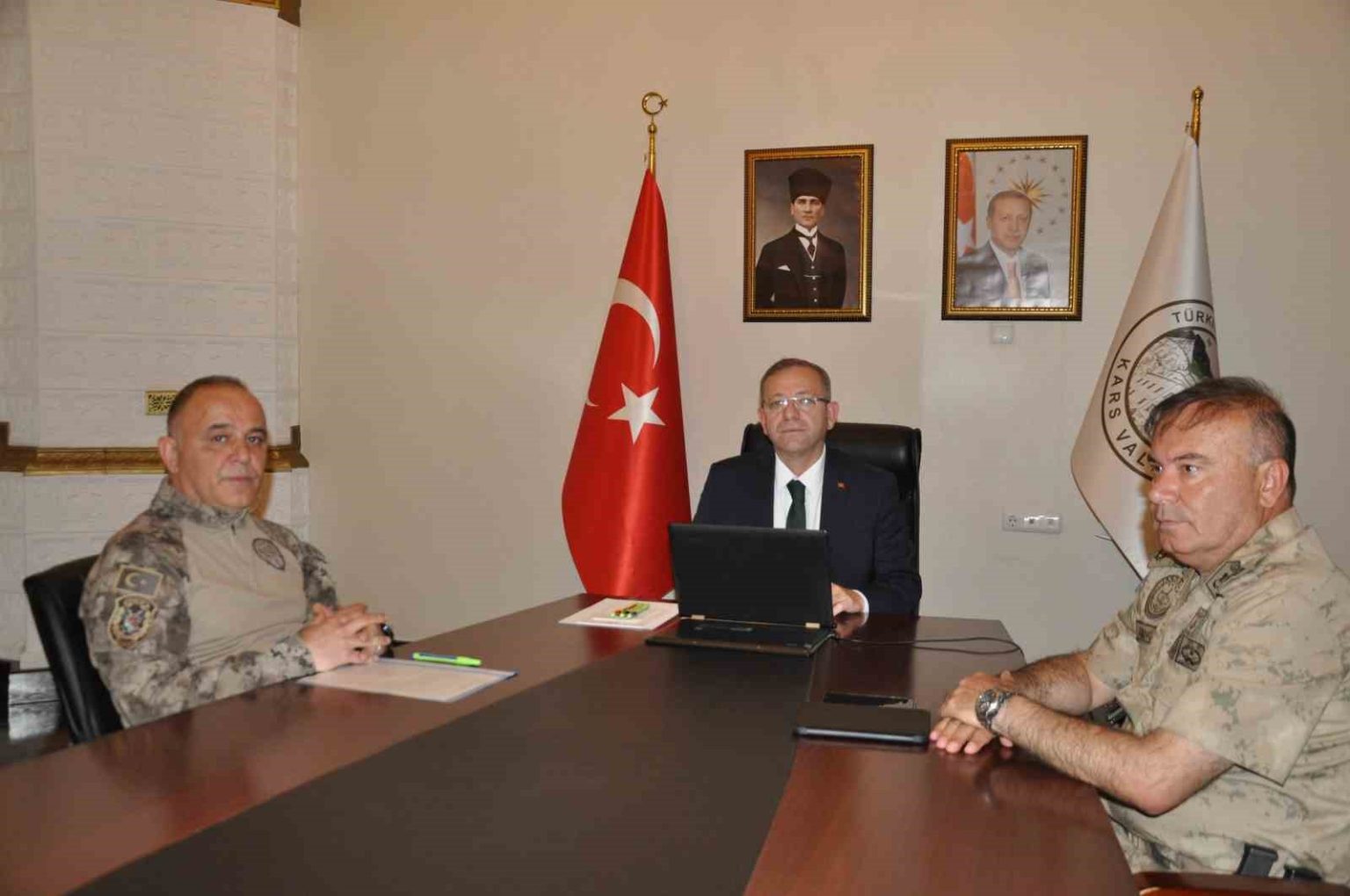 karsta-asayis-ve-guvenlik-toplantisi