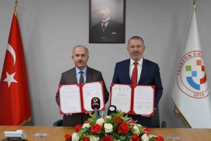 kbu-ile-trabzon-universitesi-arasinda-sosyalfest-is-birligi-protokolu-imzalandi