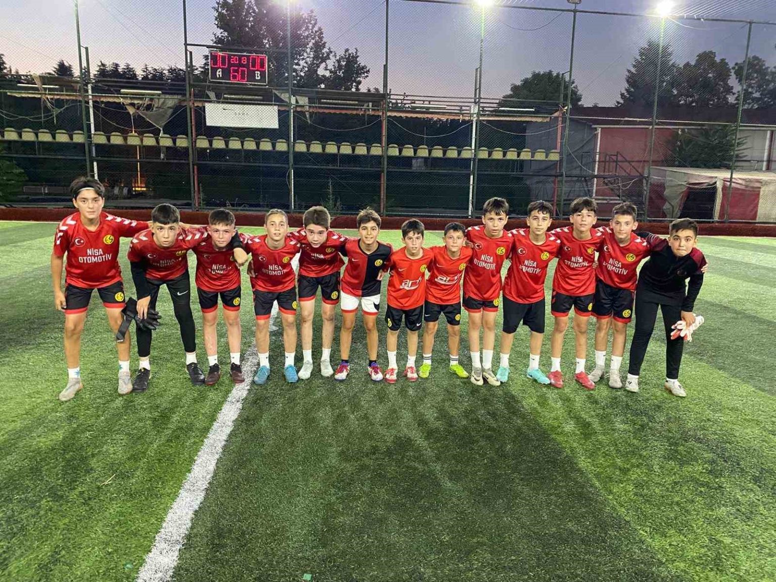 minik-eskisehir-sporlular-top-basi-yaptilar
