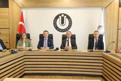 mogolistanda-bozkirda-turk-izleri