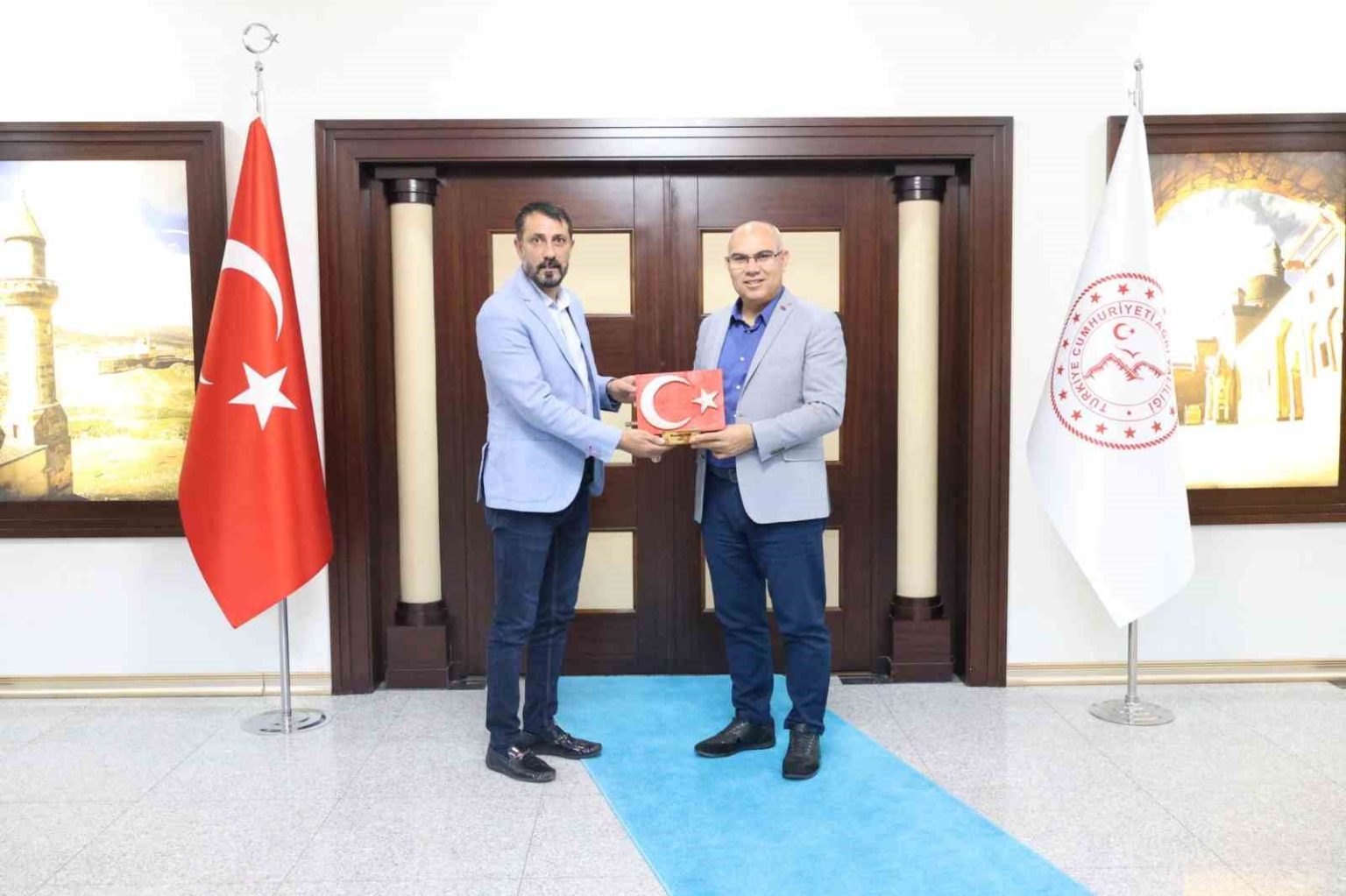 patnos-gazeteciler-cemiyetinden-vali-mustafa-koca-ziyaret