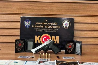 sanliurfada-kendilerini-mit-mensubu-ve-komiser-olarak-tanitan-2-dolandirici-tutuklandi