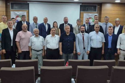 srebrenitsa-soykiriminda-hayatini-kaybedenler-turkiyede-bosna-milli-marsi-ile-anildi