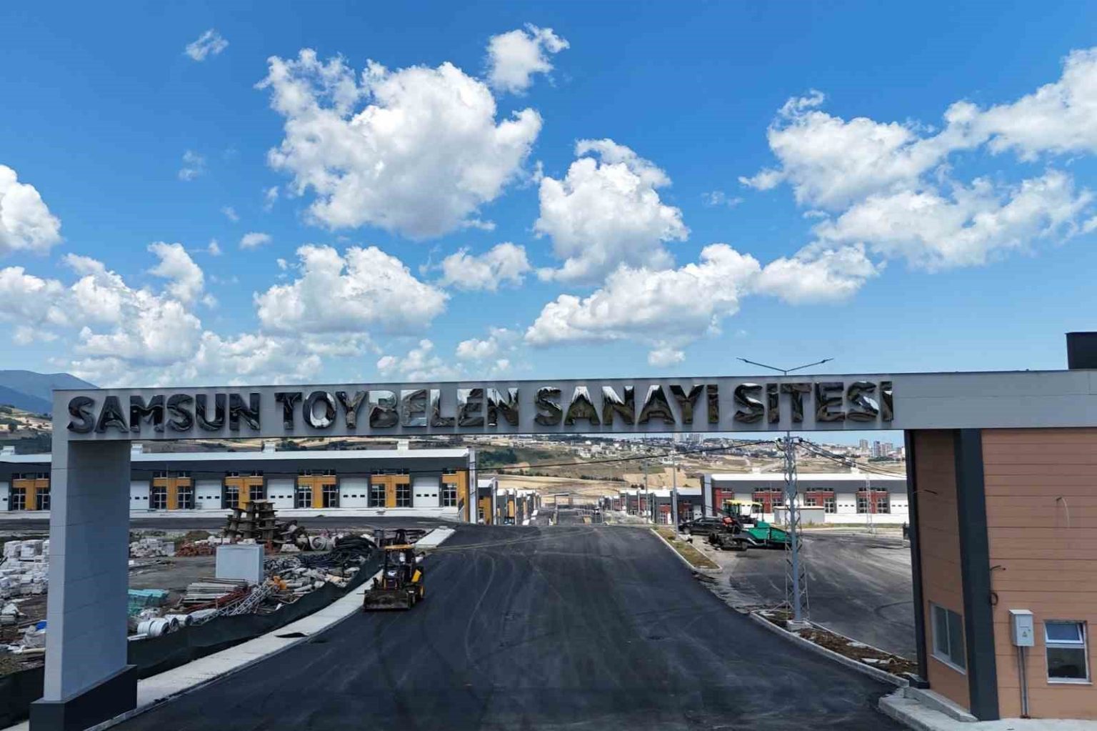 toybelen-sanayi-sitesi-tamamlandi-gulsanda-dugmeye-basildi