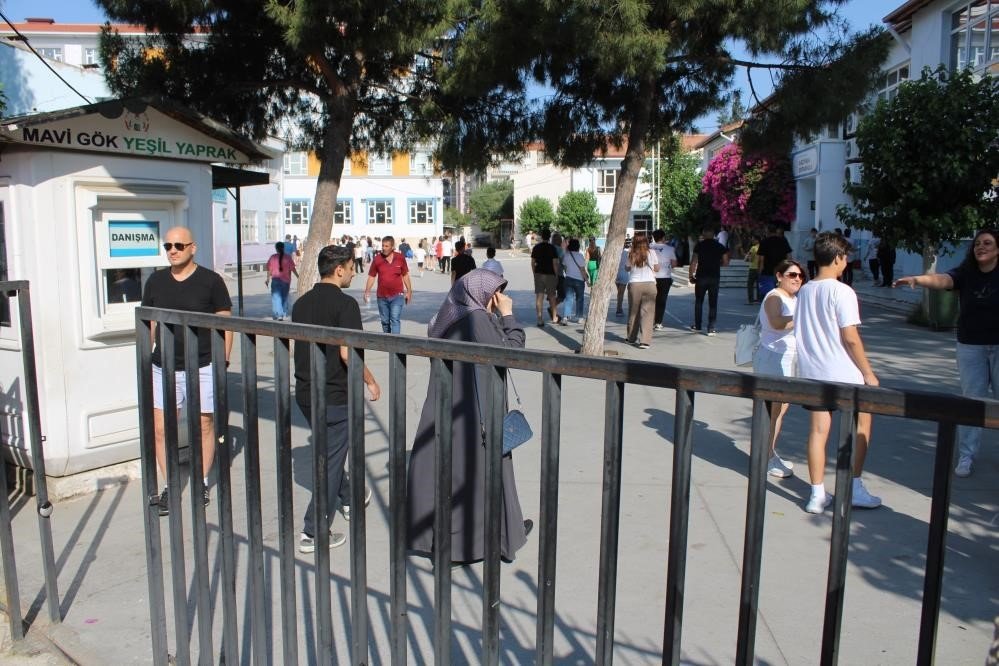 aydin-lgsde-gururlandirdi-8-ogrenci-tam-puan-aldi