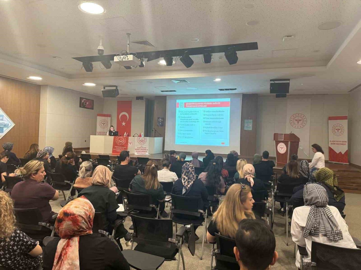 elazigda-aile-yili-egitimleri-suruyor