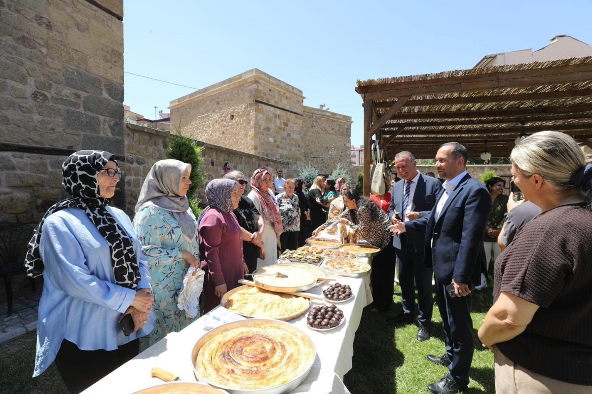 ic-anadolu-kadin-kooperatiflerinden-bolgesel-dayanisma-hamlesi-birlik-nigdede-kuruldu