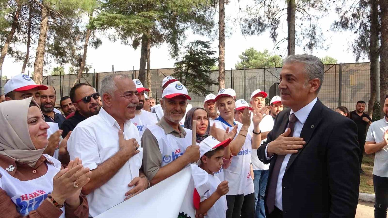 mardin-buyuksehir-belediyesinden-isci-maaslarina-8-bin-lira-zam-mujdesi