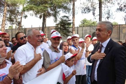 mardin-buyuksehir-belediyesinden-isci-maaslarina-8-bin-lira-zam-mujdesi