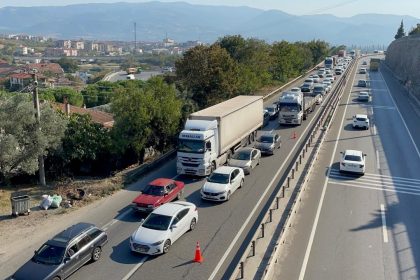 sakaryada-o-yolda-ortalama-hiz-tespit-sistemleri-devreye-alindi