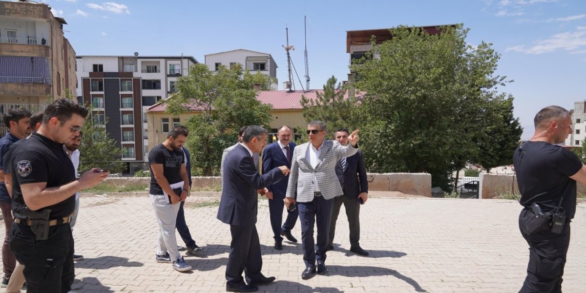 sirnaka-yeni-modern-bir-okul-yapiliyor