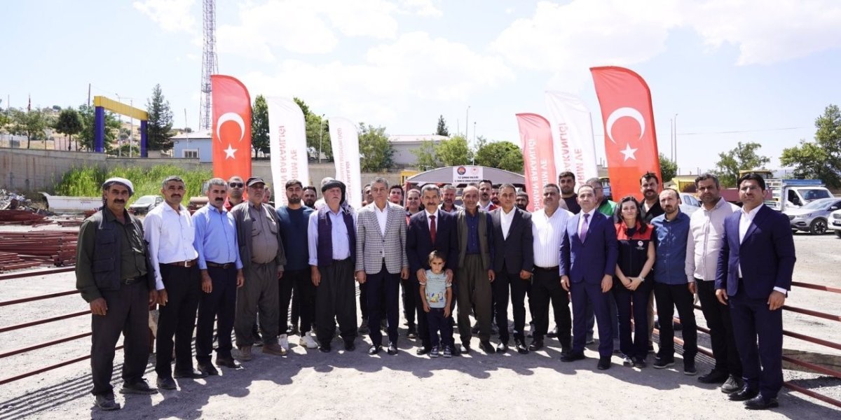 sirnakta-ciftcilere-3-milyon-tllik-makine-ekipman-destegi