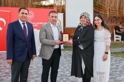 vali-sozerden-koruyucu-ailelerle-bir-araya-geldi