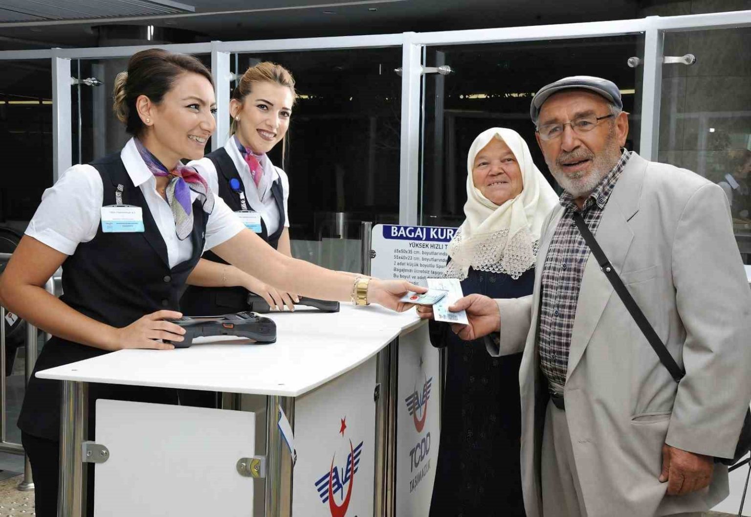 ankara-eskisehir-ve-ankara-sivas-hatlarinda-ek-yht-seferleri-14-temmuzda-basliyor