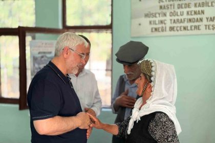 baskan-kablandan-seybor-ziyaretinde-asure-mesaji