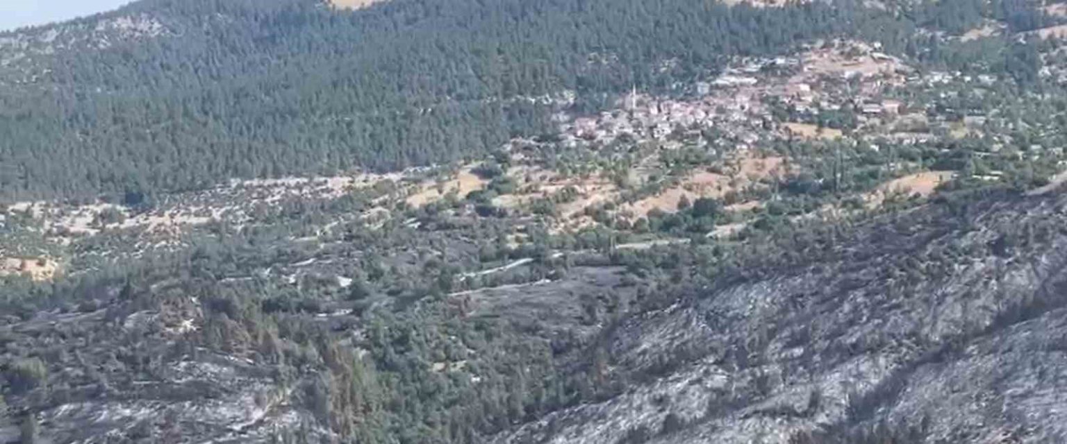 dursunbey-yangininda-sogutma-calismalari-basladi