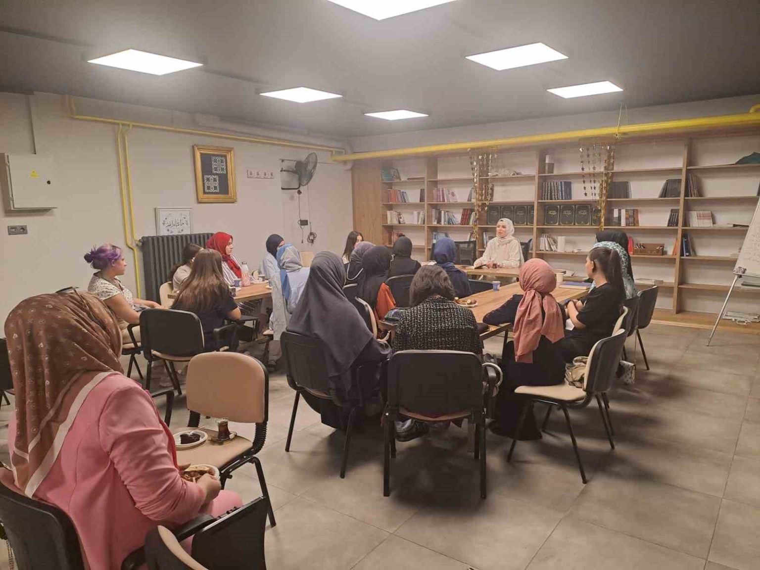 genclerle-yaz-nesesi-sohbetleri-basladi