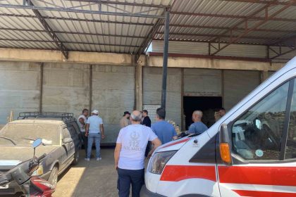 is-yerinde-hayata-gozlerini-yumdu