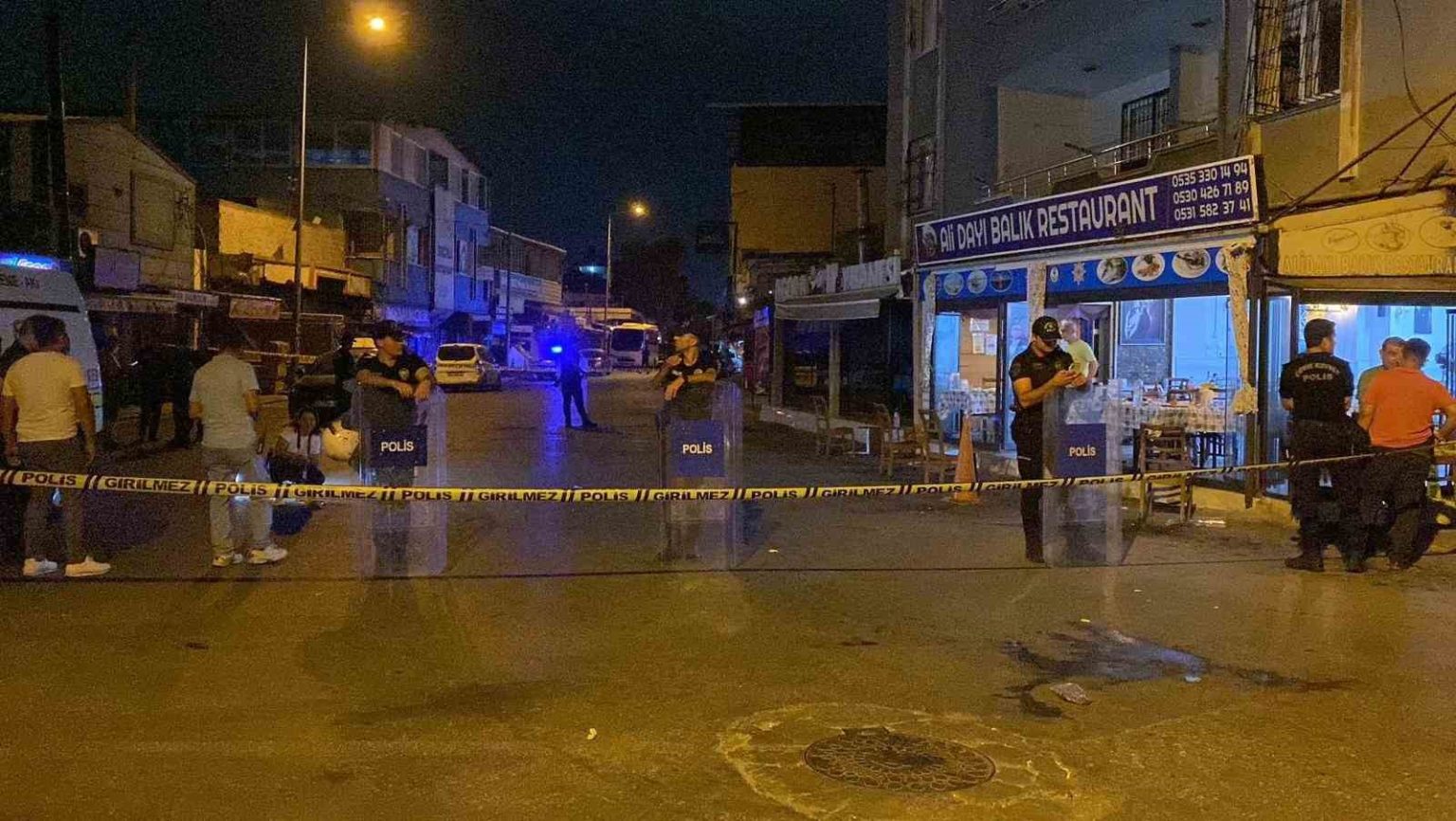 mersinde-restoranda-hesap-tartismasi-kanli-bitti-6-yarali