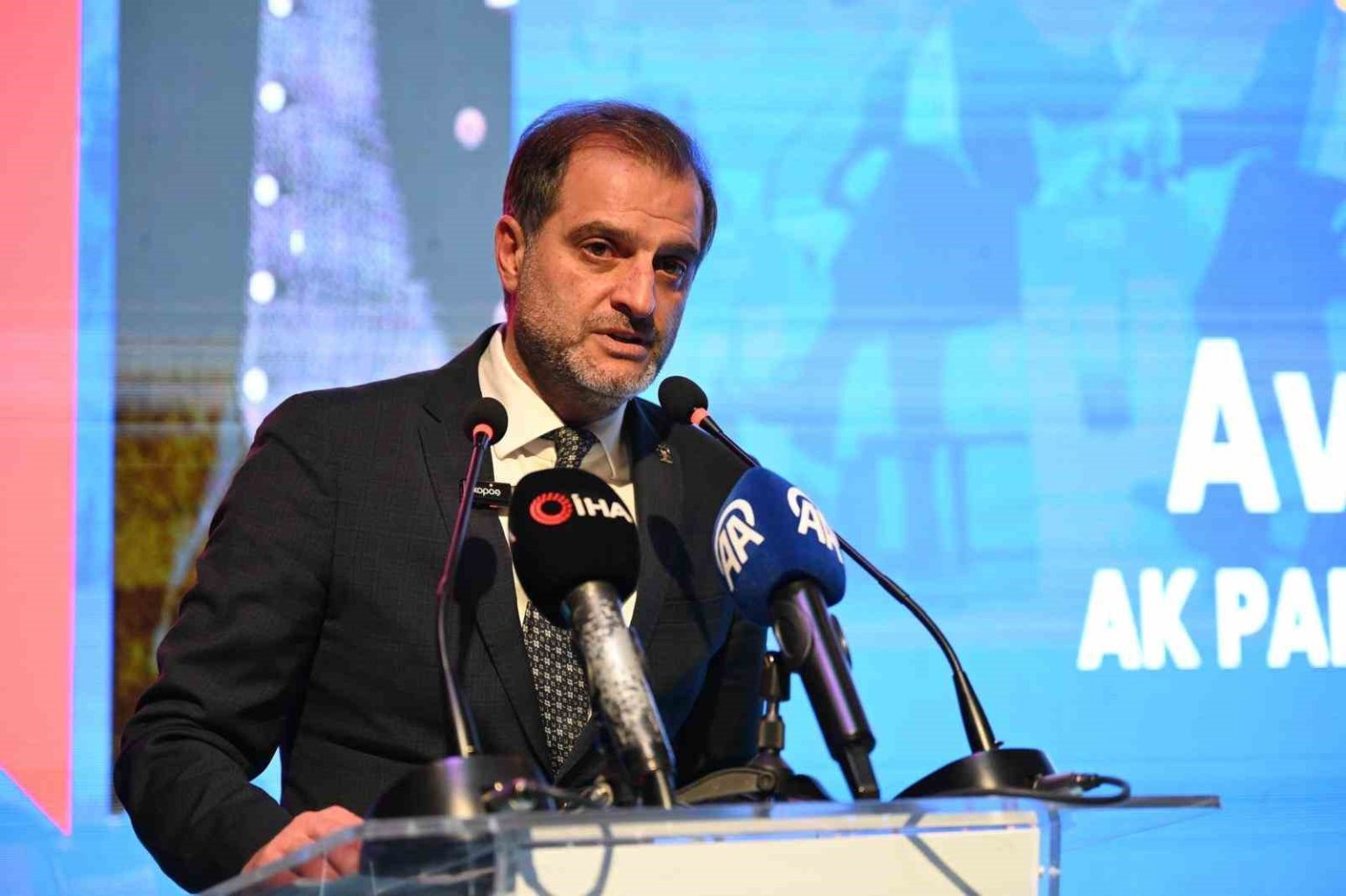 ak-parti-mudanya-ilce-baskani-arif-bayrak-mudanyanin-kalbine-beton-dikmeyin