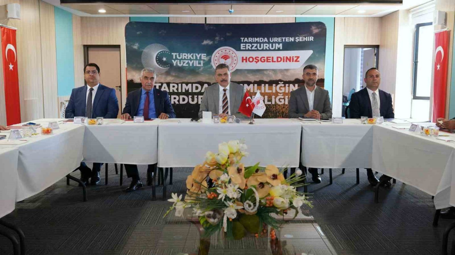 baskan-ozakalin-tdiosb-toplantisina-katildi