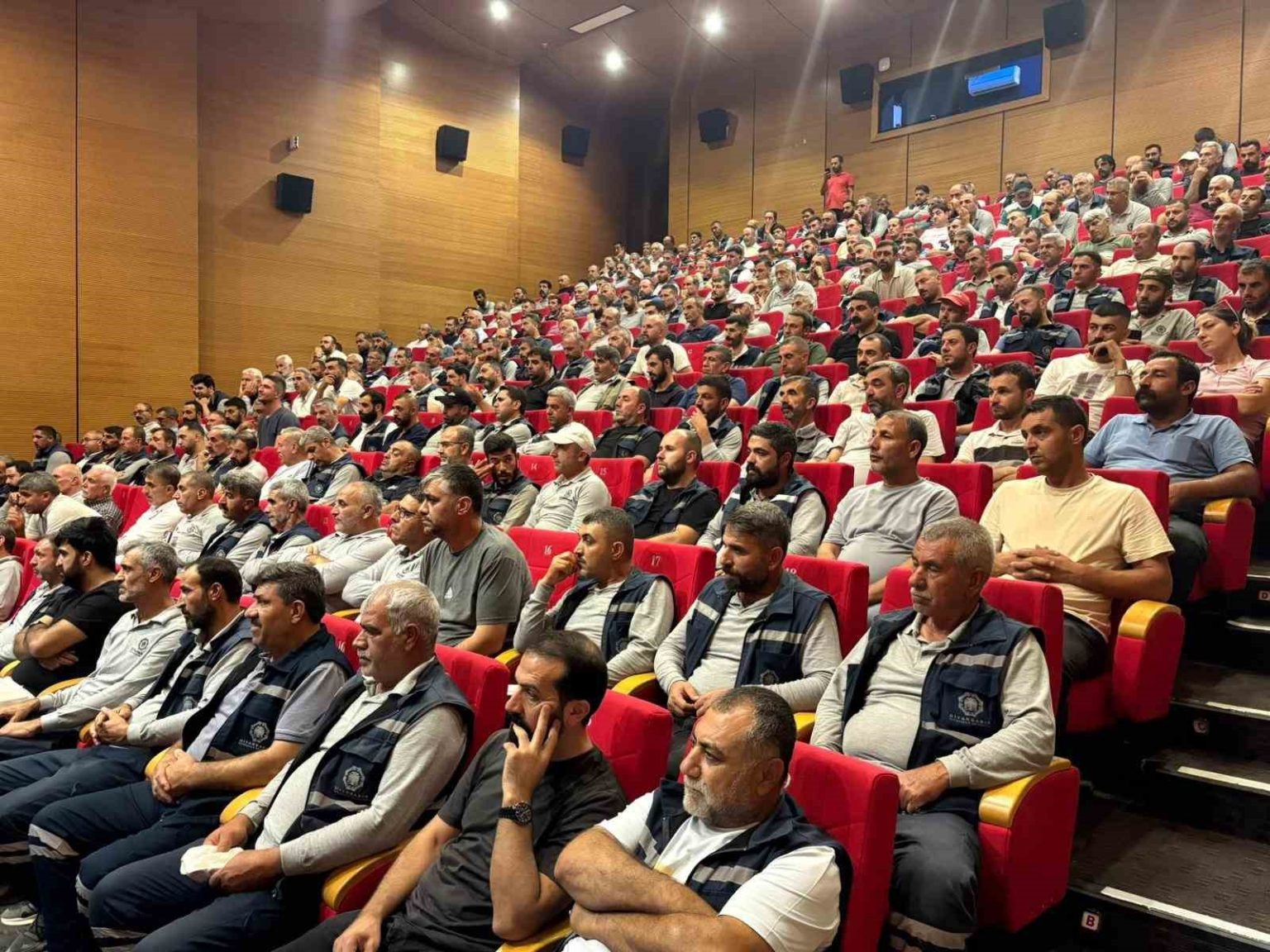 ilaclama-faaliyetleri-degerlendirme-toplantisi-gerceklestirildi