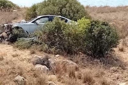 otomobiliyle-kaza-geciren-polis-hayatini-kaybetti