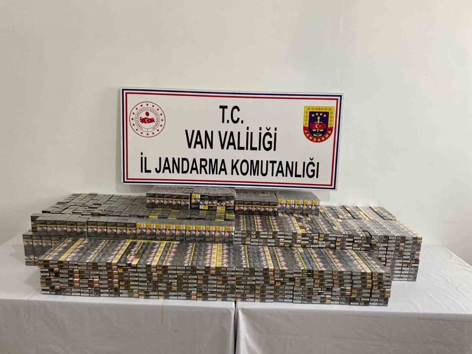 vanda-gumruk-kacakciligi-operasyonu