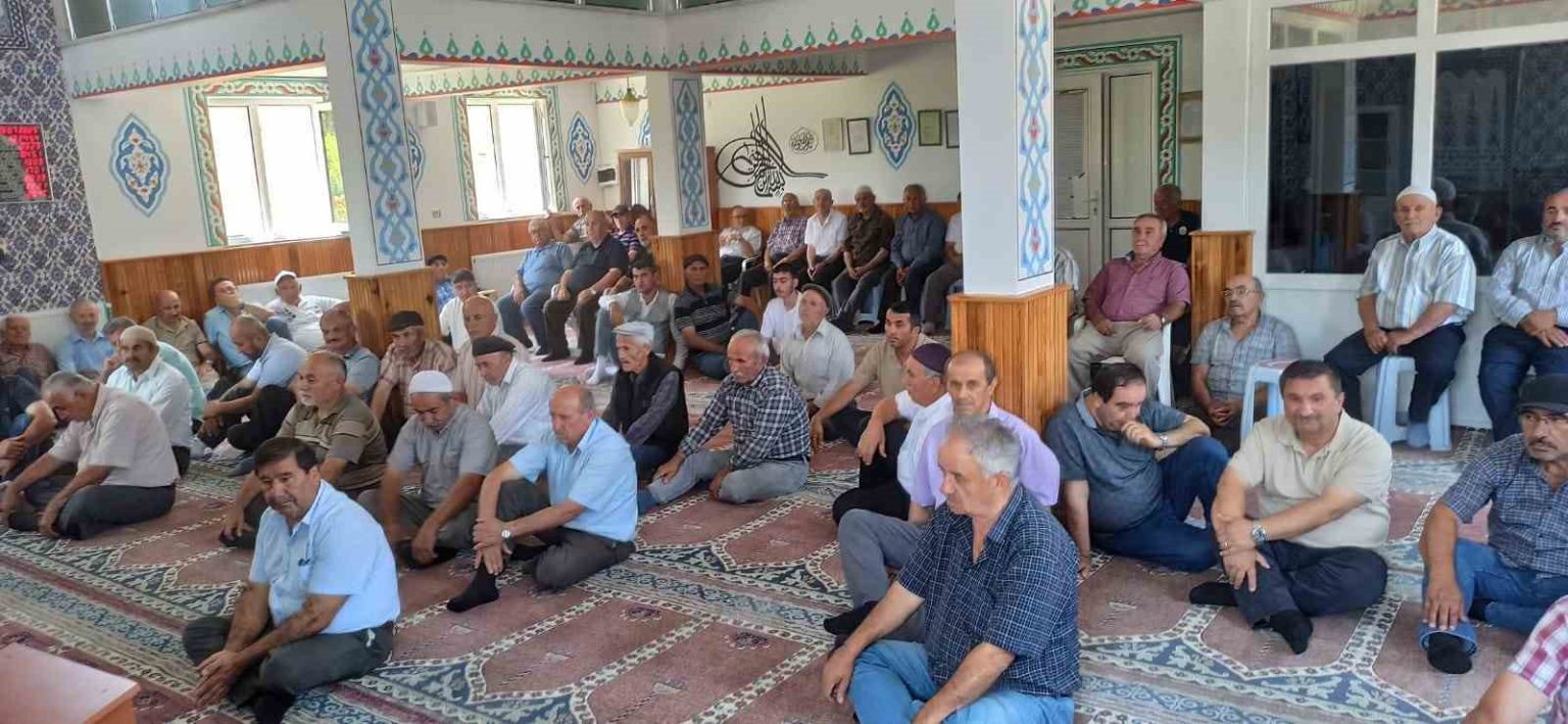devrekte-vatandaslar-asure-programinda-bir-araya-geldiler