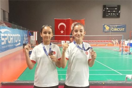 elazig-badmintonda-yeniden-sahnede