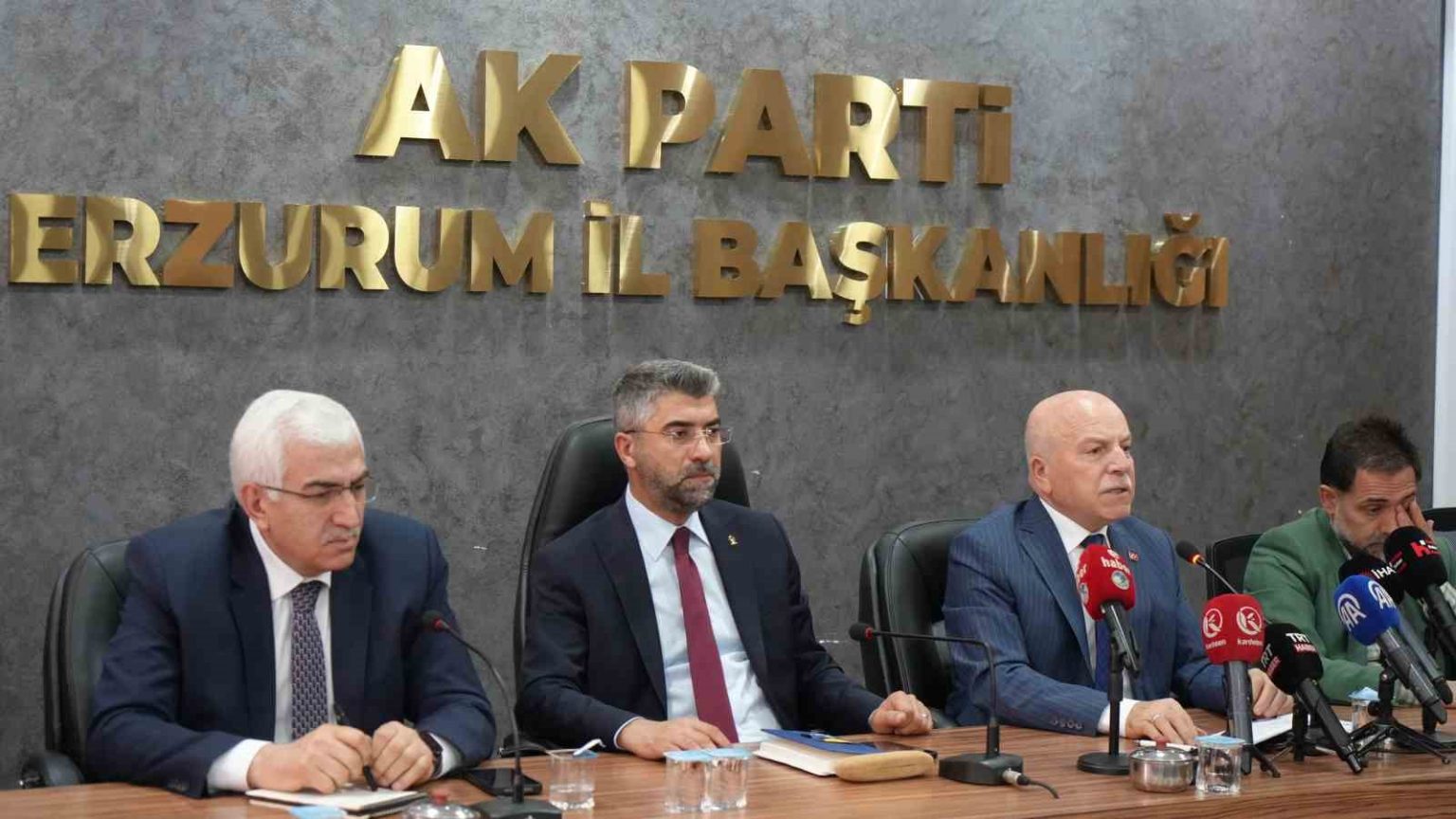 kucukoglu-hic-kimse-sehitlerimizin-aziz-hatirasina-el-uzatamaz-onlarin-mirasina-leke-suremez