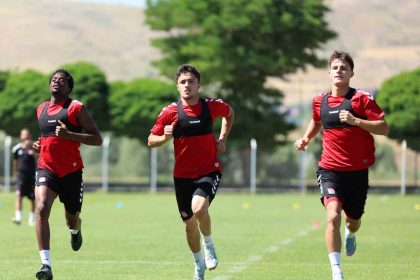 sivasspor-ilk-etap-calismalarini-tamamladi