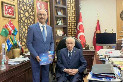 turk-egitim-sen-genel-baskani-talip-geylan-mhp-genel-baskani-bahceliyi-ziyaret-etti