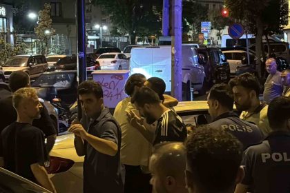 zeytinburnunda-intihar-tesebbusunde-bulunan-sahis-5-saatin-sonunda-ikna-edildi