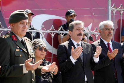 15-temmuz-samsunda-sehitlikte-anildi