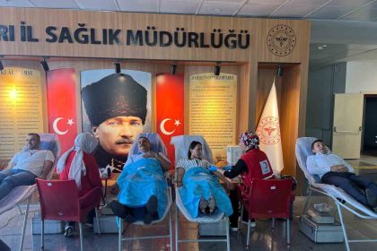 agrida-15-temmuzda-kan-bagisi-kampanyasi-duzenlendi