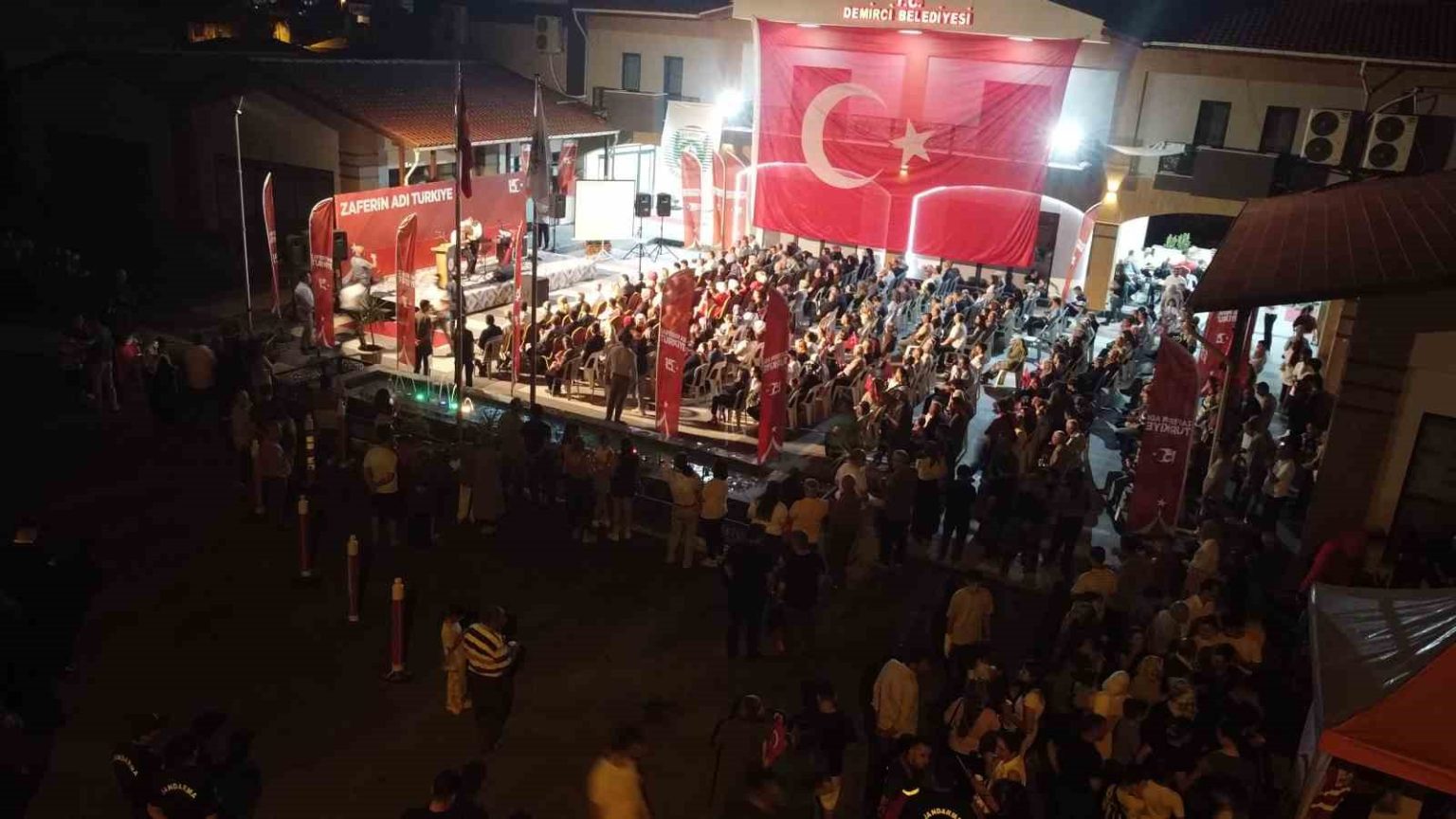 demircide-demokrasi-nobeti