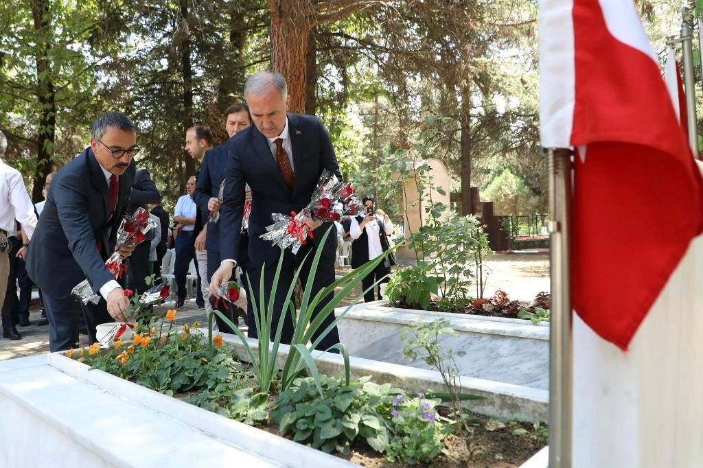 inegolde-15-temmuz-sehitleri-dualarla-anildi