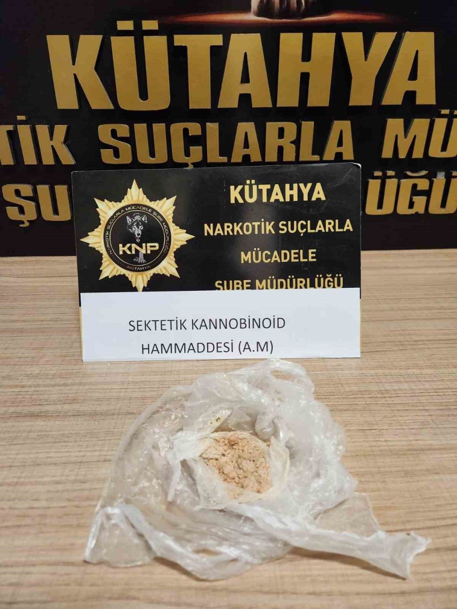 kutahyada-2368-gram-bonzai-hammaddesiyle-yakalanan-supheli-tutuklandi