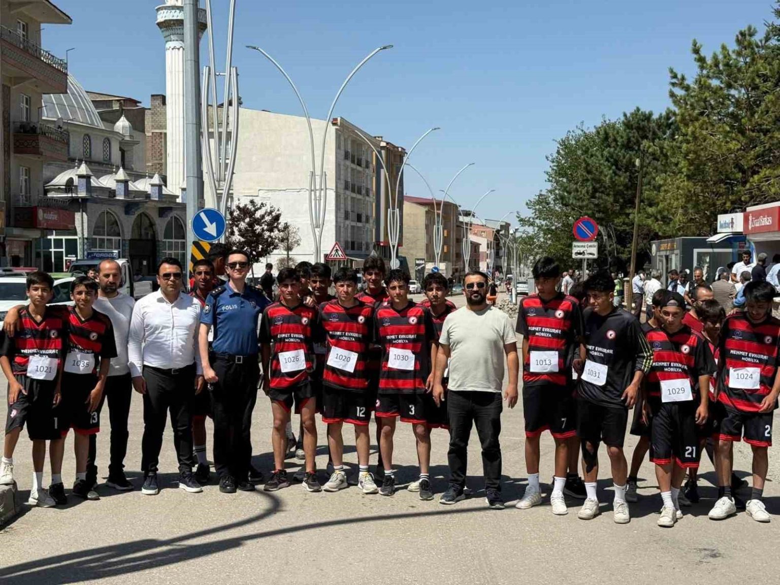 ozalpte-15-temmuz-genclik-kosusu-yapildi