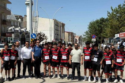 ozalpte-15-temmuz-genclik-kosusu-yapildi